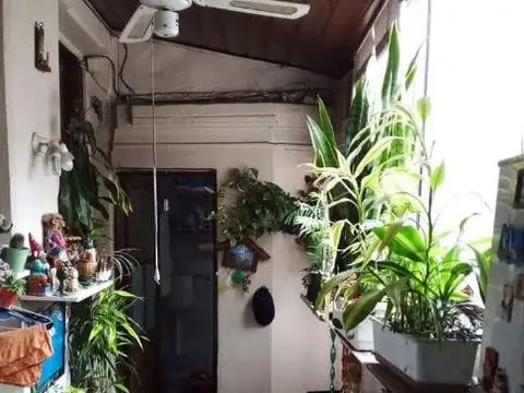 Brasil 1388 , Piso 2