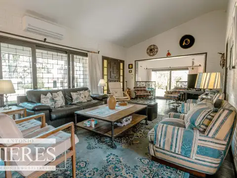 Casa en Venta en Playa Mansa, USD 590.000