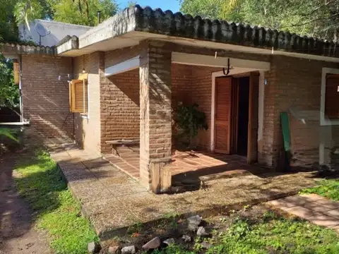 Casa 5 ambientes con 81 baños