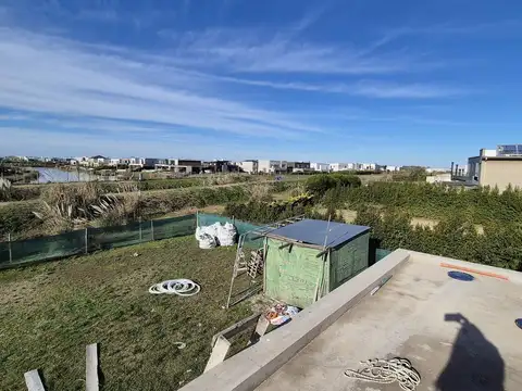 Venta - Casa 5 habitaciones a estrenar - Canton Golf