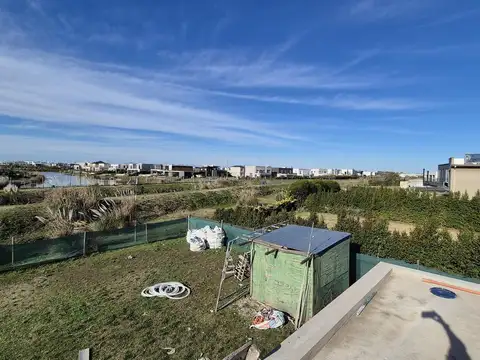 Casa a estrenar 5habitaciones en El Canton Golf
