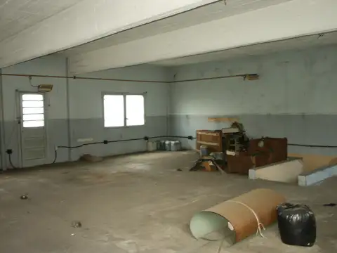 Galpon en Venta en Ramos Mejia Norte, USD 150.000