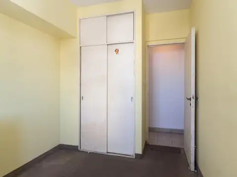 Departamento en  Venta 3 Amb Balcon - BALVANERA