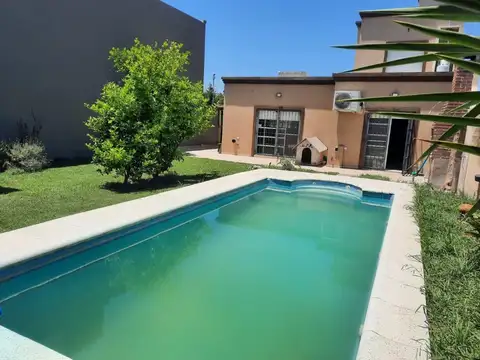 Venta casa 4 ambientes Matheu Escobar
