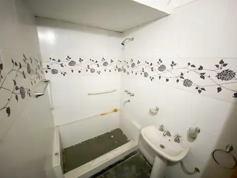 VENTA PH 3 AMBIENTES A RECICLAR AL FONDO BANFIELD