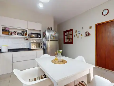 CASA EN VENTA 5 AMB COLEGIALES