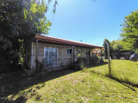 Casa 3 ambientes con 2 baños