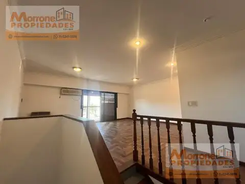 Amplio departamento en alquiler en General Pacheco -3 dormitorios c/ jardín-Planta Alta c/ balcón