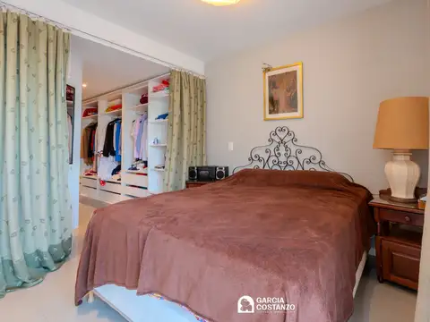 Departamento en Venta en La Perla Sur, USD 260.000