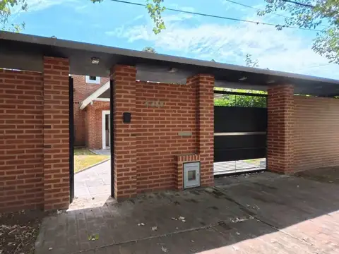 Calle 18 entre 489 y 490 4200