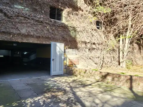 Venta cochera primer piso por rampa Belgrano,