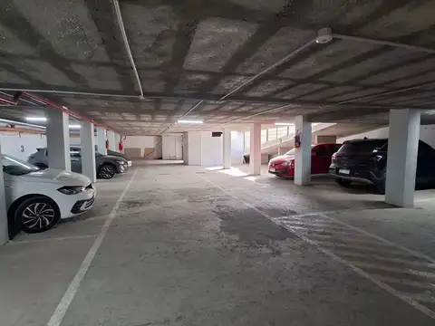 Venta Cochera en Av. Nores Martínez Barrio Jardín