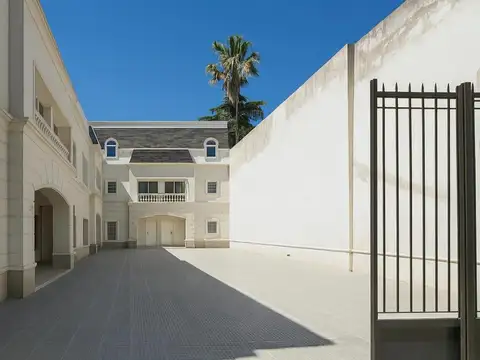 Duplex en Castelar Sur.