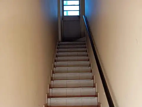 Libertad 6000, Piso 1°