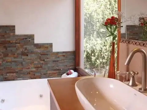 Hotel en Venta 24 años