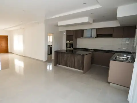 Casa en Venta en Lagos de San Elíseo, USD 230.000