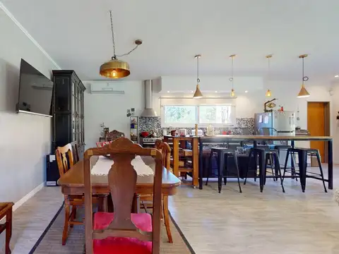 CASA A LA VENTA EN BARRIO LAS MALVINAS II
