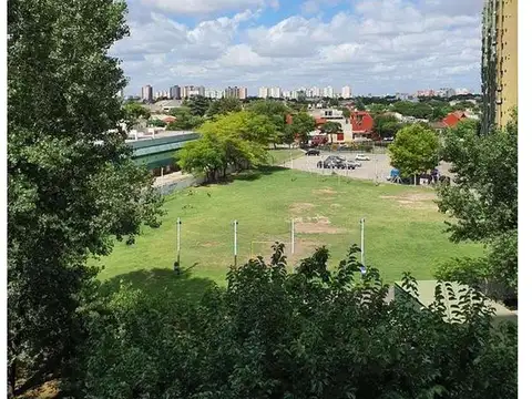 Escucha oferta Razonable  Muy Buen 3 amb, comodo Muy luminoso, cocina separada, bajas expensas, Lugano Edificio 50