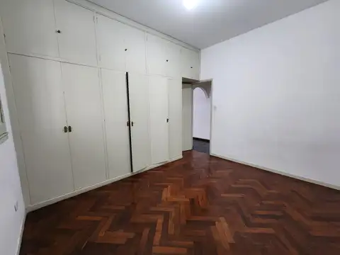 Departamento en Alquiler 50 años