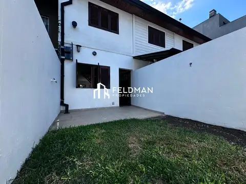 Casa en Alquiler al Oeste