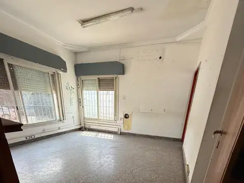 Esquina en venta Pilar Centro – 326 m² – Ideal proyecto residencial/comercial.