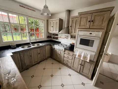 Casa en Venta con 1 cochera