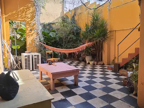 CASA LOTE PROPIO 8.66 x 25 IDEAL 2 FAMILIAS