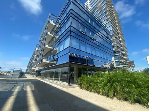 Av. Libertador 100 - Complejo Oficinas Al Río