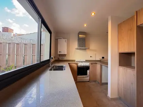 Depto Tipo Casa en Venta en Mar del Plata, USD 117.900