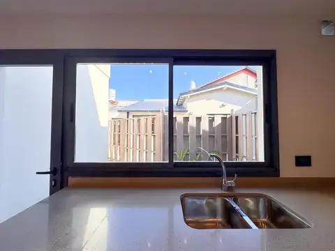 PH 2 AMB CON PATIO AL FRENTE A ESTRENAR LA PERLA