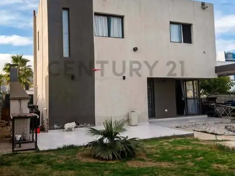 Ruta 99 300, Piso 0