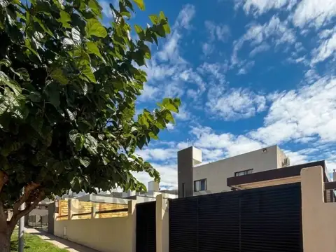 Casa en Venta B° La Yaya
