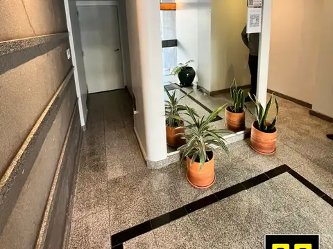 Avellaneda 2300, Piso 9