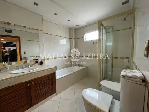 Departamento 5 ambientes con 3 baños