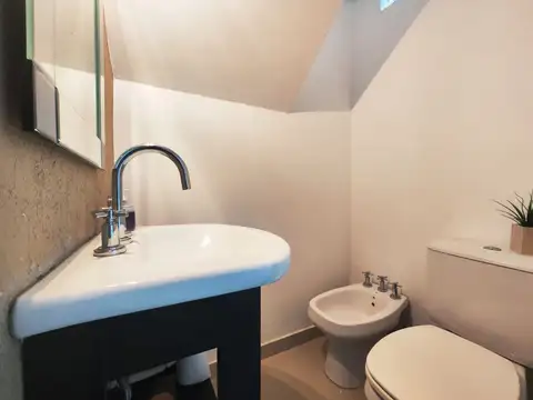 Casa en Venta con 1 cochera