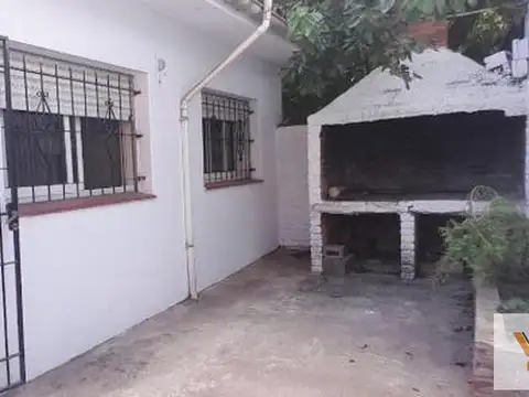 Casa en venta - 4 Dormitorios 2 Baños - Córdoba