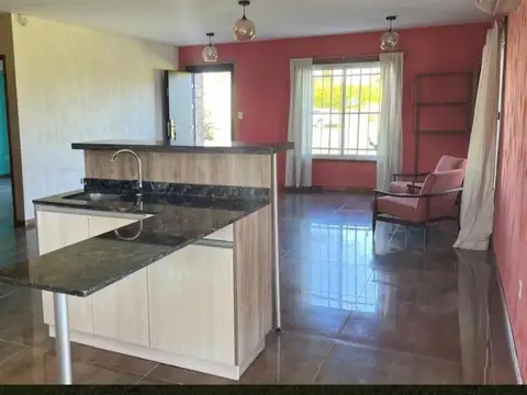 Quinta en Venta con 5 cocheras