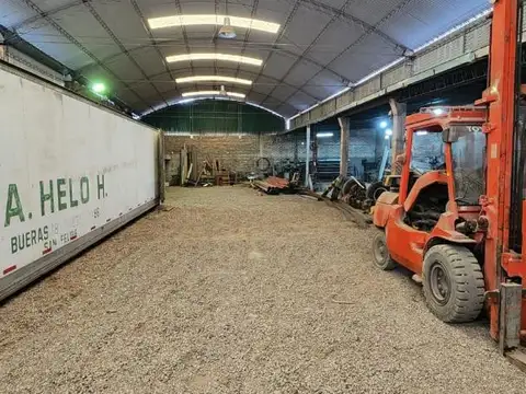 Galpon en Venta en Luzuriaga, USD 180.000