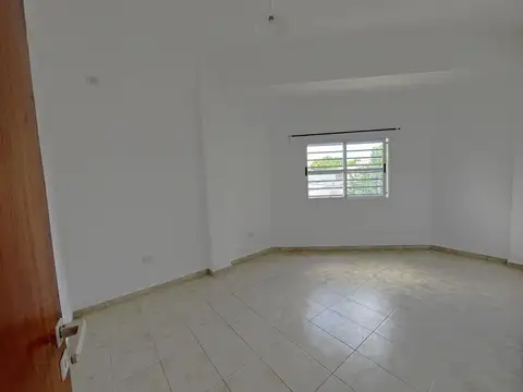 Departamento en Alquiler en Ezeiza, $ 590.000