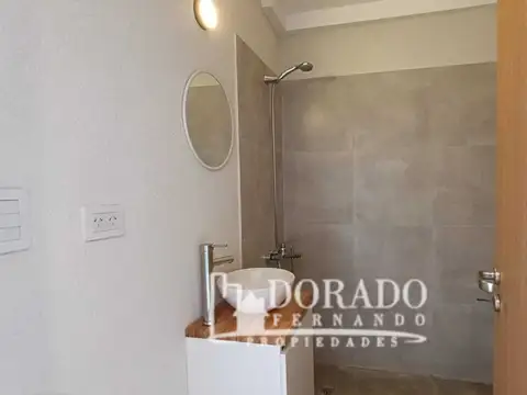 AV EVA PERON 3800, Piso 2