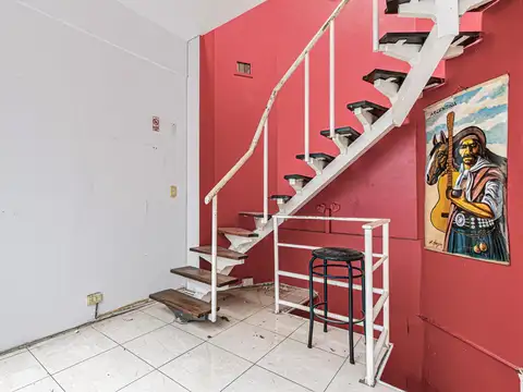 Local en Venta en Parque Rivadavia, USD 29.000