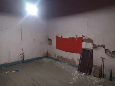 VENTA CASA A DEMOLER , MERLO , LIBERTAD CENTRO.