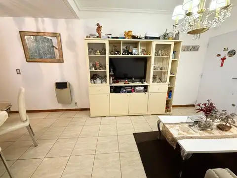 Depto Tipo Casa 4 ambientes con 1 baño