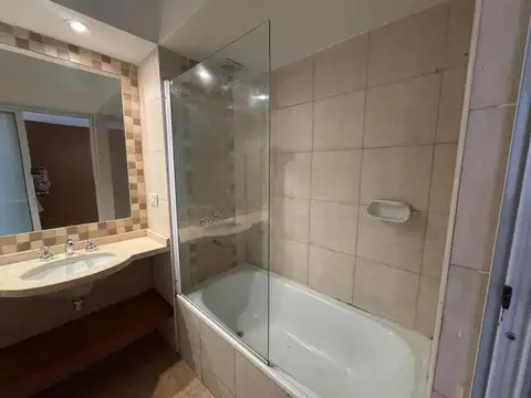 Maipu 2200, Piso 1