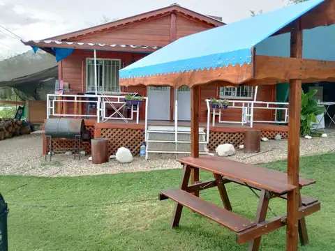 Casa 4 ambientes con 1 baño