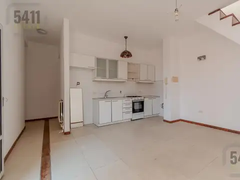 Depto Tipo Casa 3 ambientes con 1 baño