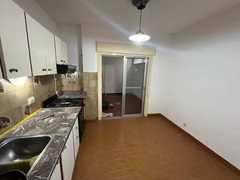 Alquiler Departamento de 2 ambientes con cochera en Wilde