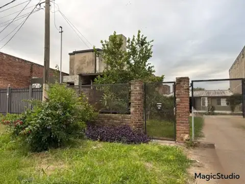 CASA SOBRE GRAN TERRENO Z/NORTE