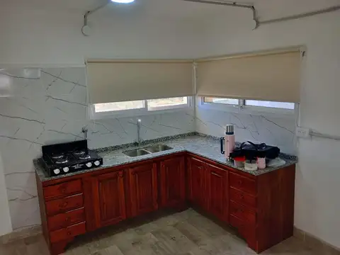 Casa 2 ambientes con 1 baño