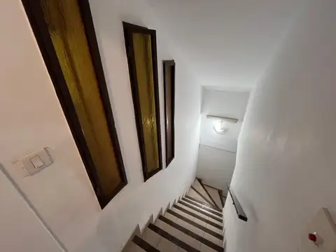 Depto Tipo Casa en Alquiler de 2 dormitorios